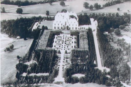 Aerial view of OHEKA Castle (circa 1925)